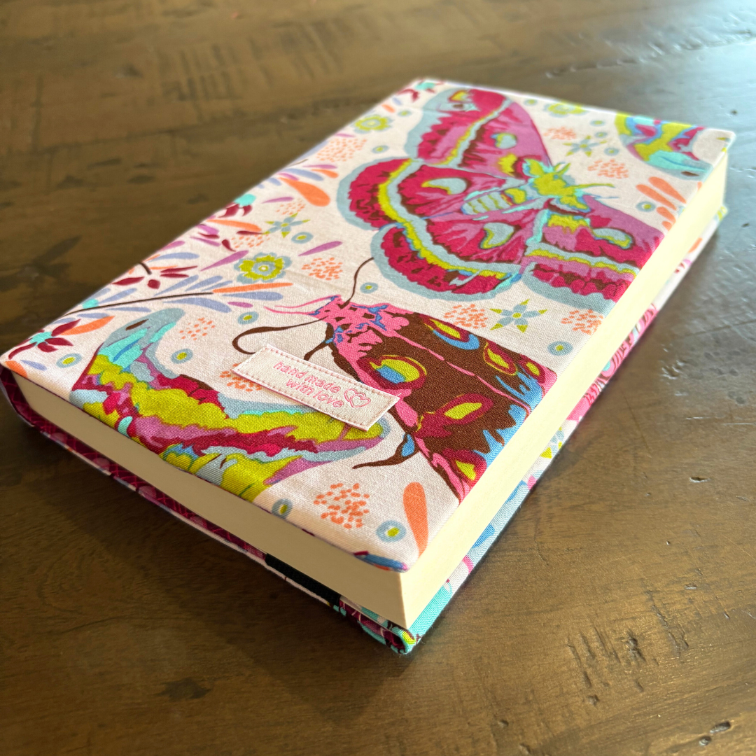 Dust Jacket - Trade Paperback (Large) - Butterfly