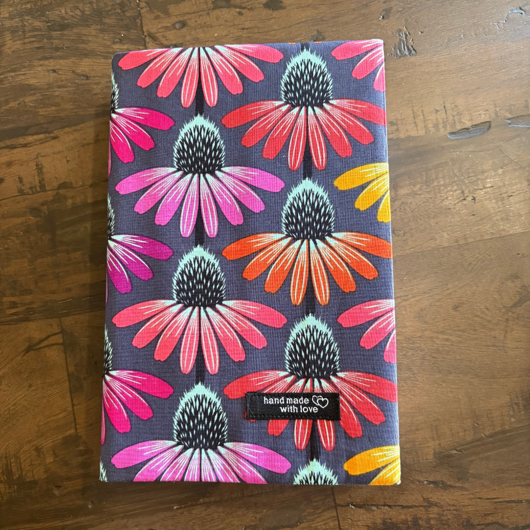 Dust Jacket - Trade Paperback (Large) - Red Native