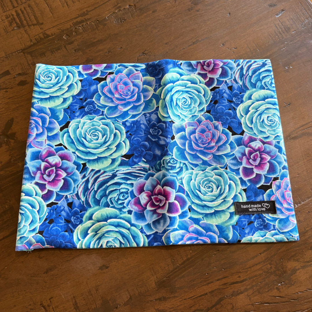 Dust Jacket - Trade Paperback (Large) - Succulents